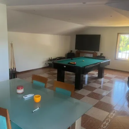 Casa Do Piscina Aquecida, Quartos * 에스피뇨