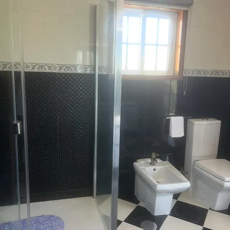 Casa Do Piscina Aquecida, Quartos * 에스피뇨