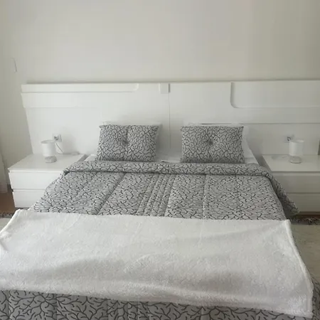 Casa Do Piscina Aquecida, Quartos * 에스피뇨